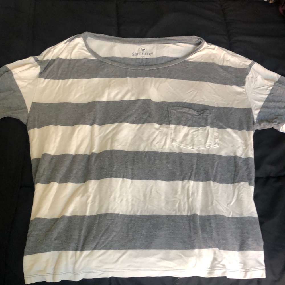 American Eagle Soft & Sexy T